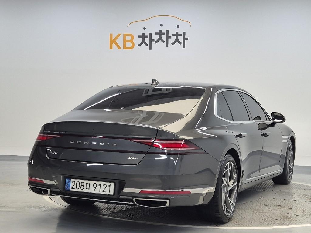 Genesis G90 - Vista 3