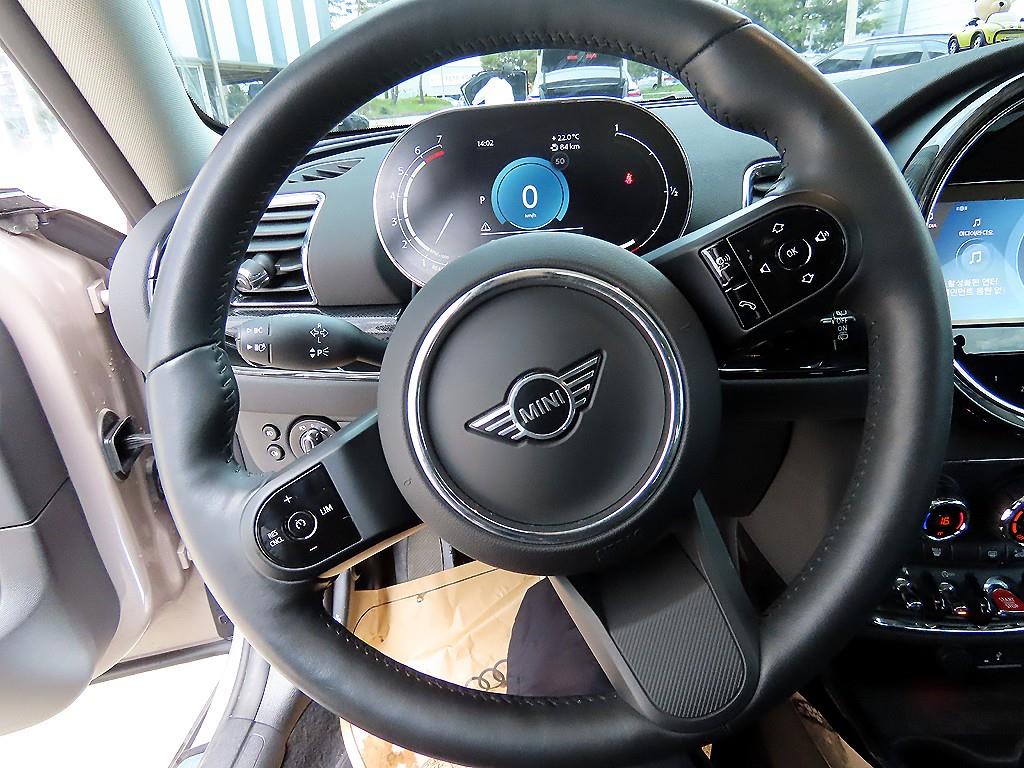 Mini Clubman - Vista 8