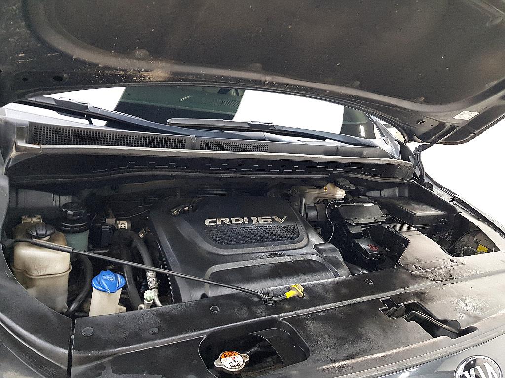 KIA Carnival - Vista 6