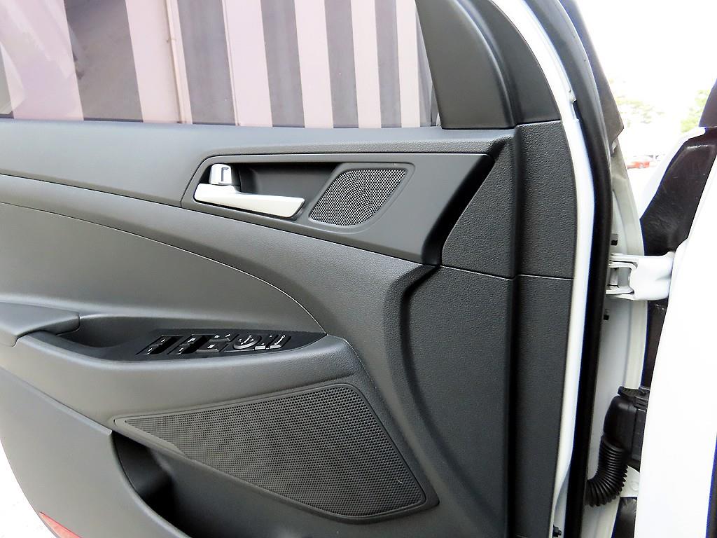 HYUNDAI Tucson - Vista 11