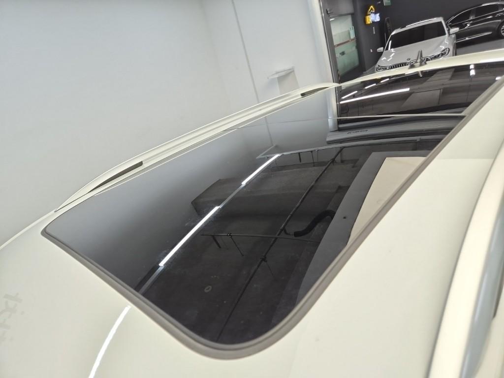 Volkswagen Tiguan 2022 Blanco - Importación desde Corea - HF Imports Iquique - Foto 16