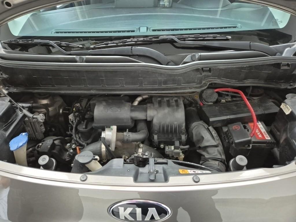 KIA Ray - Vista 5