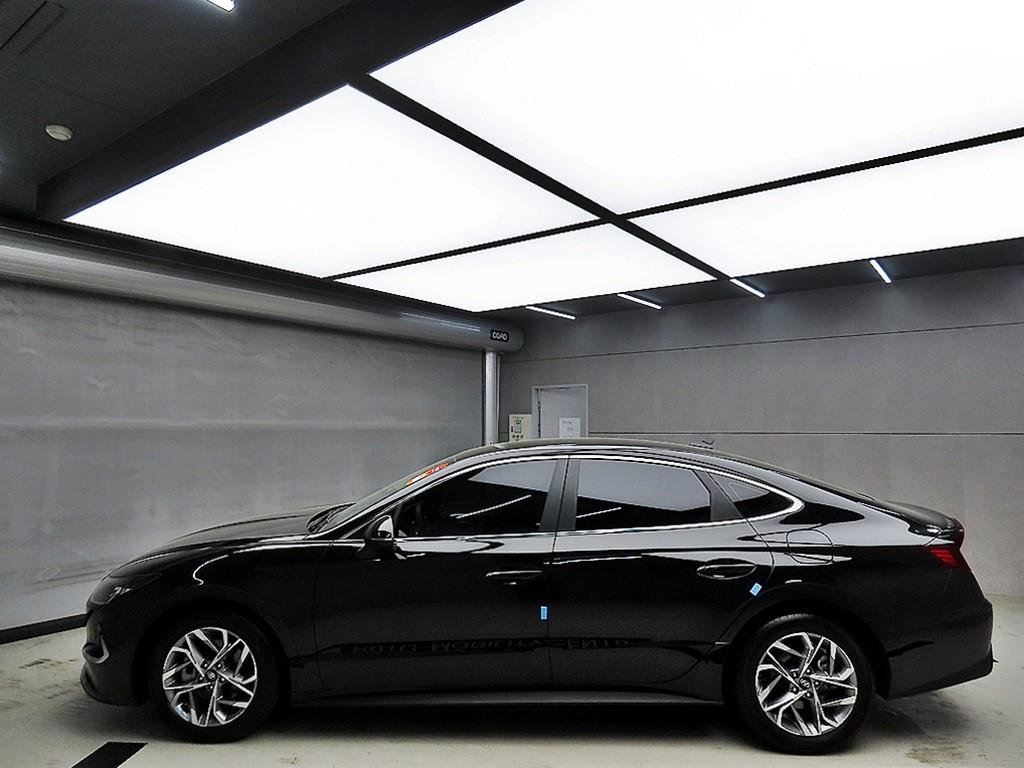 HYUNDAI Sonata - Vista 4