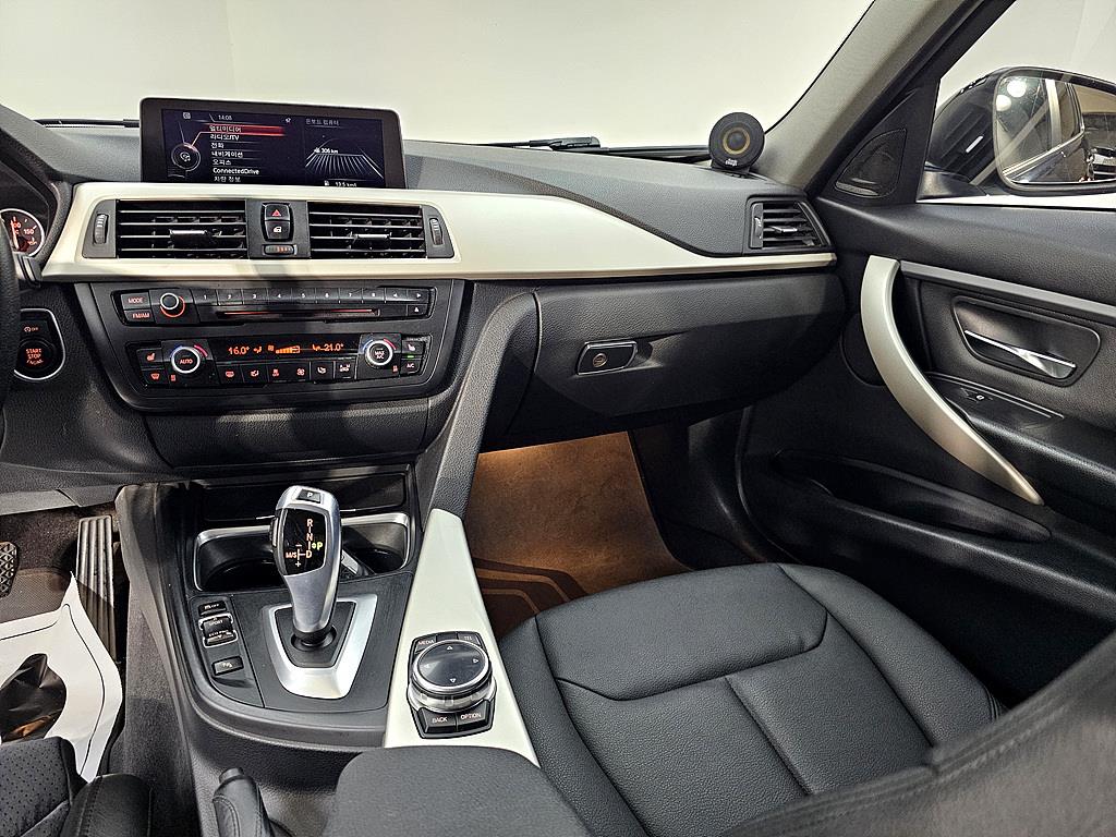 BMW 3 series - Vista 10