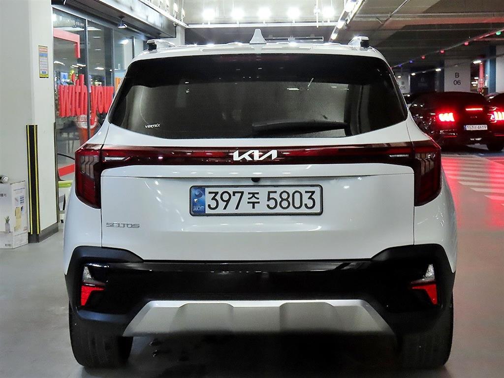 KIA Seltos - Vista 5