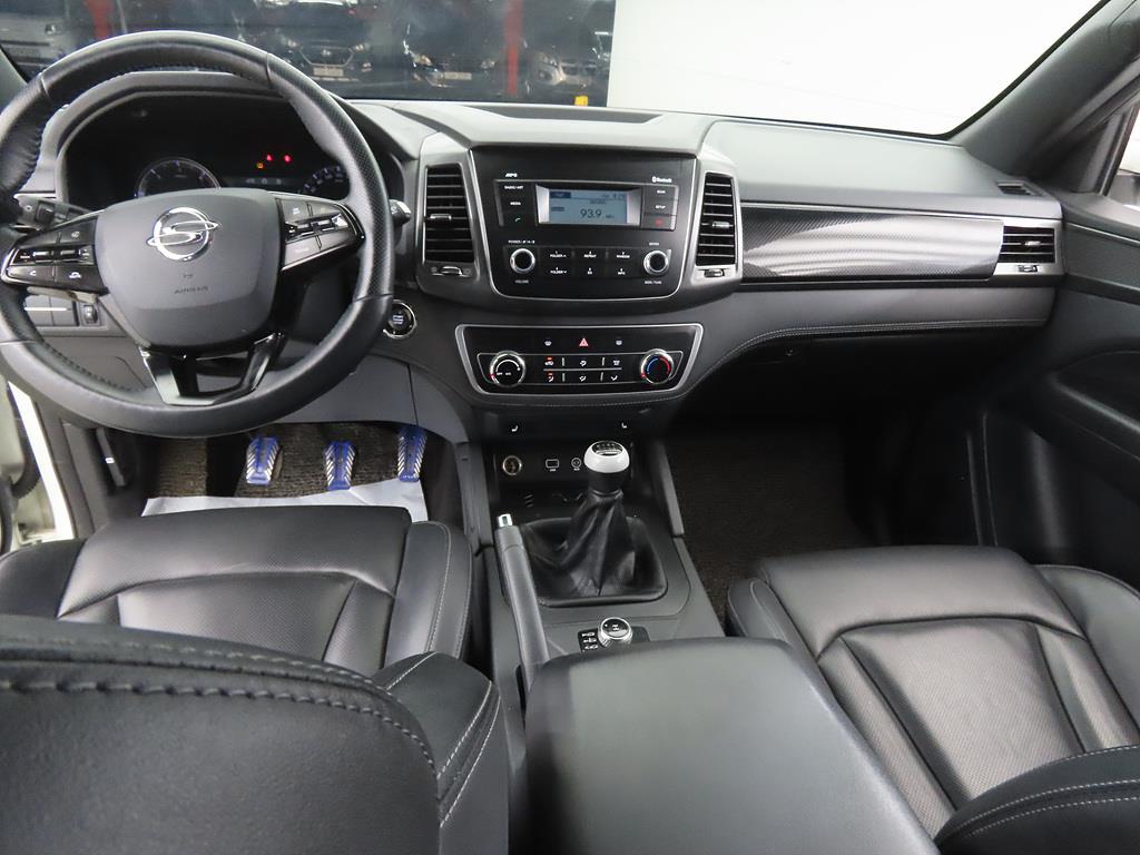 Ssangyong Rexton - Vista 7