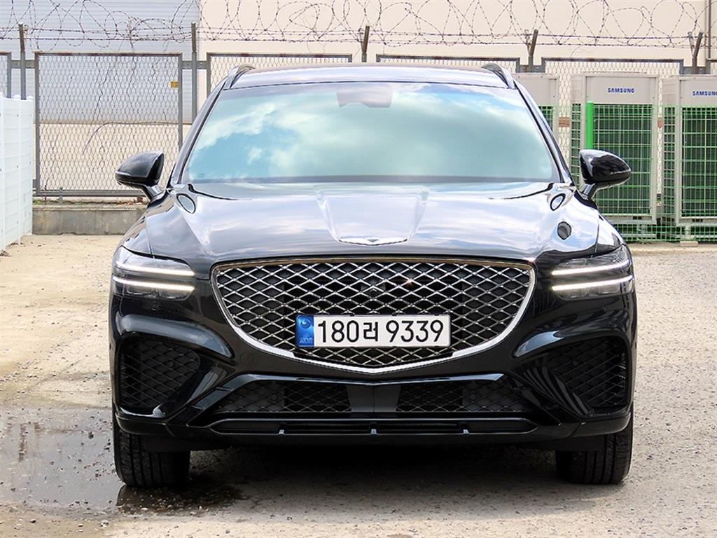 Genesis GV70 2023 Negro - Importación desde Corea - HF Imports Iquique - Foto 1