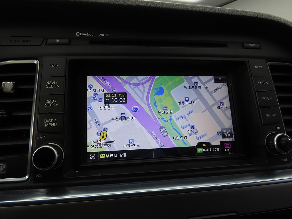 HYUNDAI Sonata - Vista 9