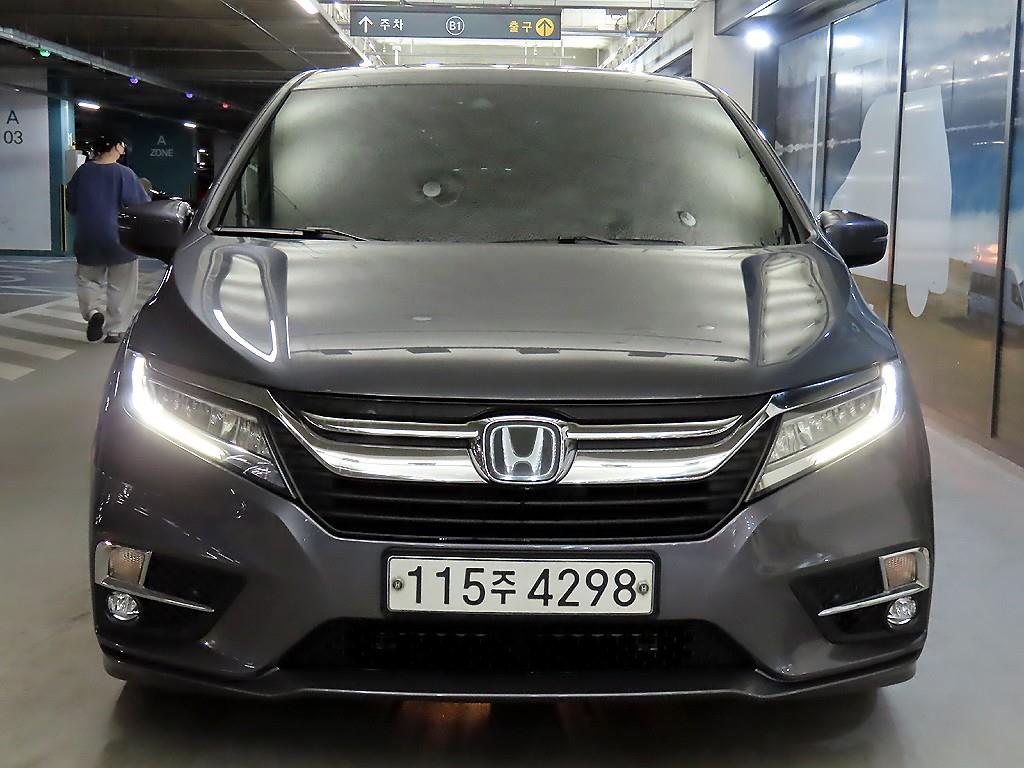 Honda Odyssey 2019 Gris - Importación desde Corea - HF Imports Iquique - Foto 1