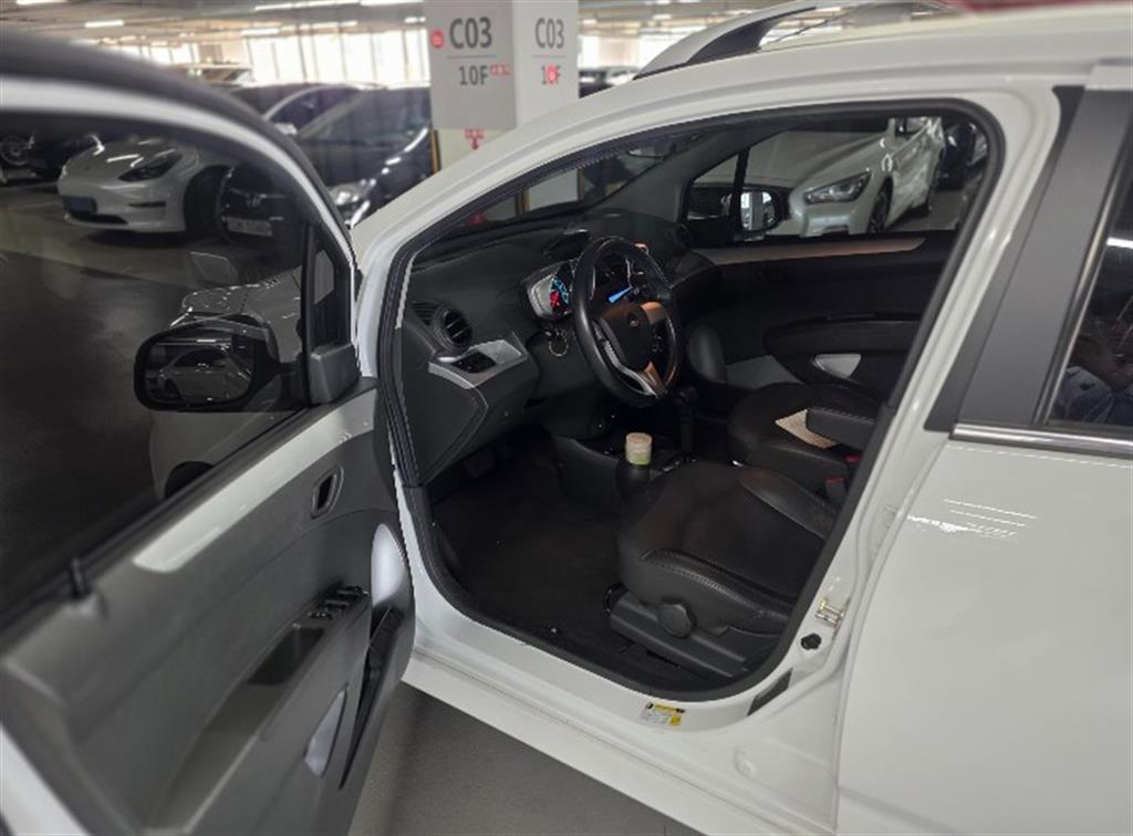 Chevrolet Spark - Vista 10