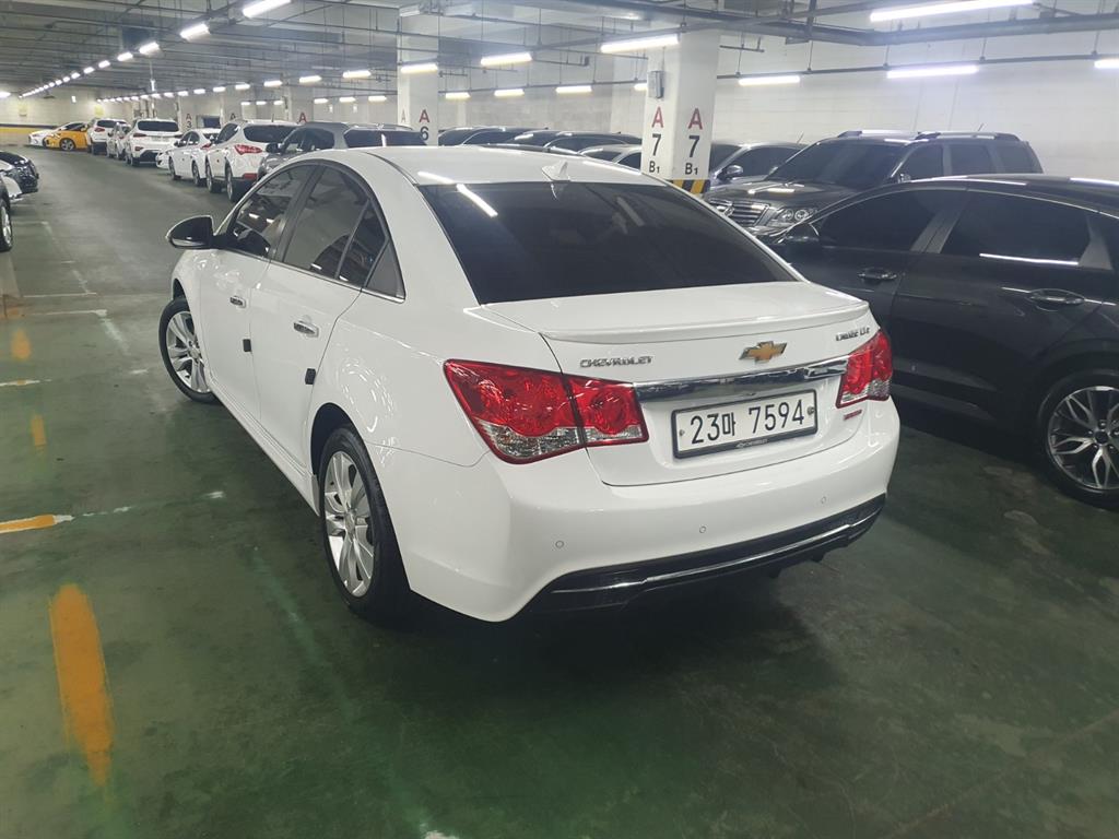 Chevrolet Cruise - Vista 8