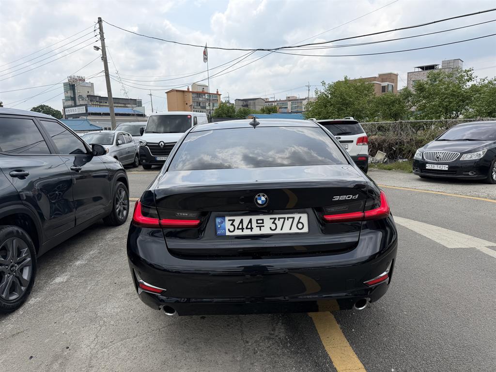 BMW 3 series - Vista 3