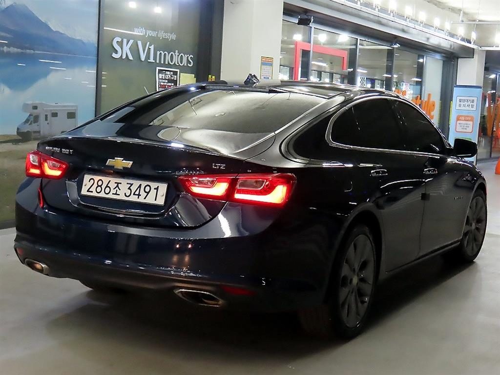 Chevrolet Malibu - Vista 4