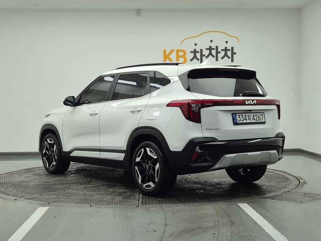 KIA Seltos - Vista 3