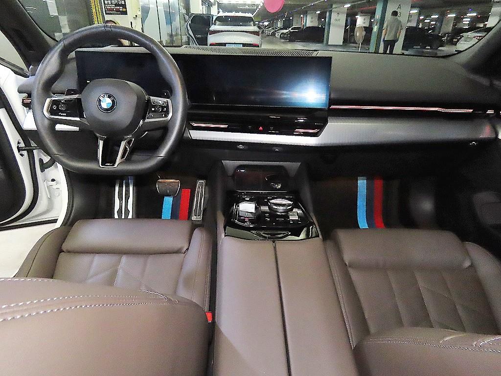 BMW 5 Series - Vista 10