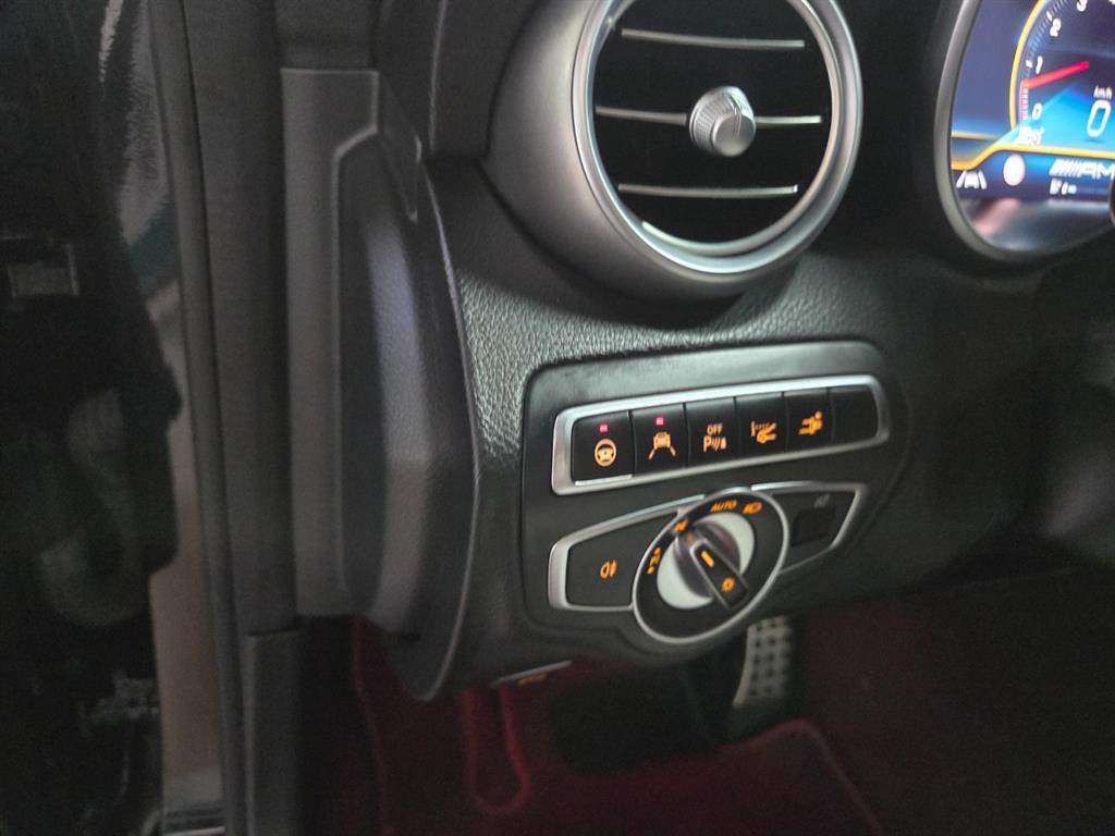 Mercedes Benz C Class - Vista 8