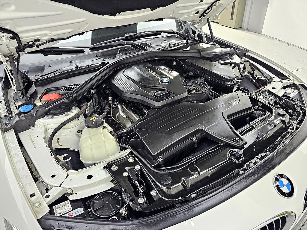 BMW 4 Series - Vista 6
