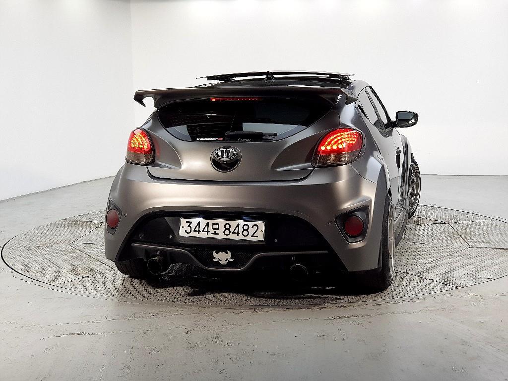 HYUNDAI Veloster - Vista 3