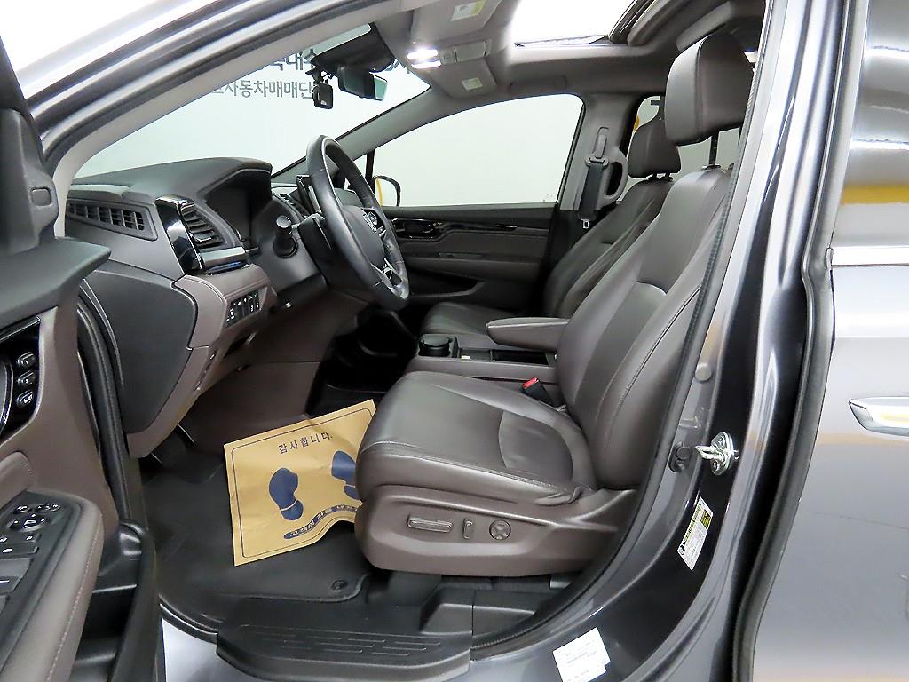 Honda Odyssey - Vista 5