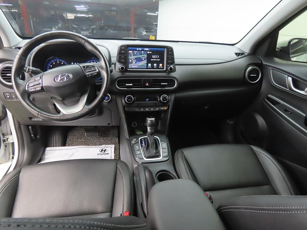 HYUNDAI Kona - Vista 7