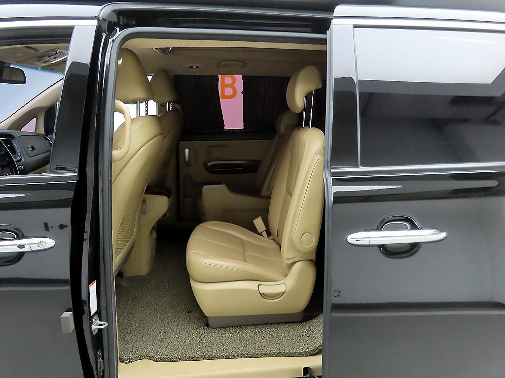 KIA Carnival 2018 Negro - Importación desde Corea - HF Imports Iquique - Foto 14