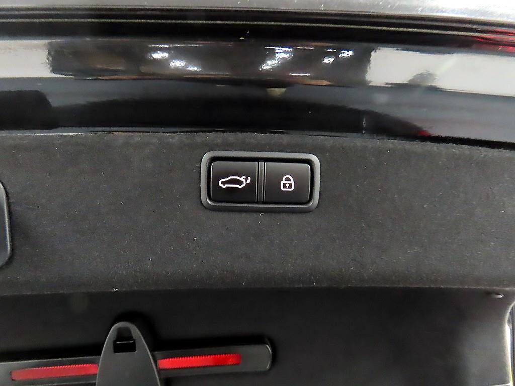Genesis G80 2018 Negro - Importación desde Corea - HF Imports Iquique - Foto 18