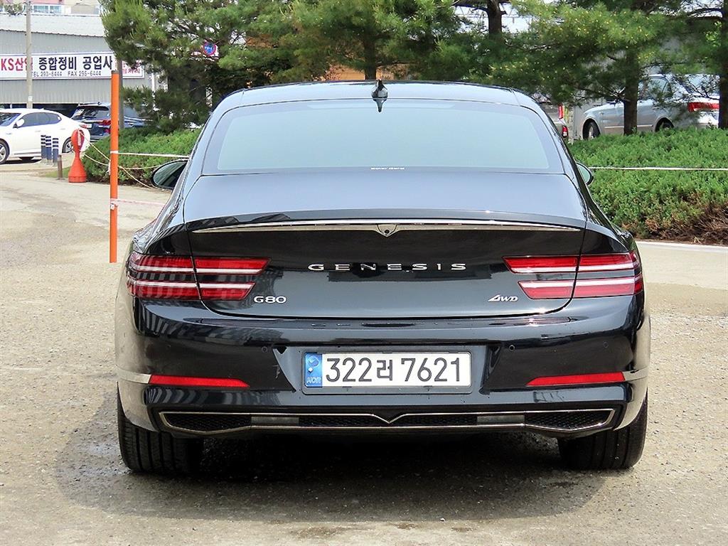 Genesis G80 - Vista 4