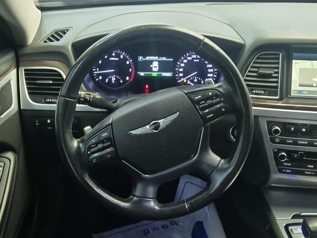Genesis G80 - Vista 9