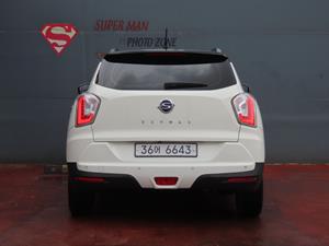 Ssangyong Tivoli - Vista 8