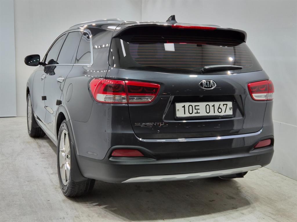 KIA Sorento - Vista 4