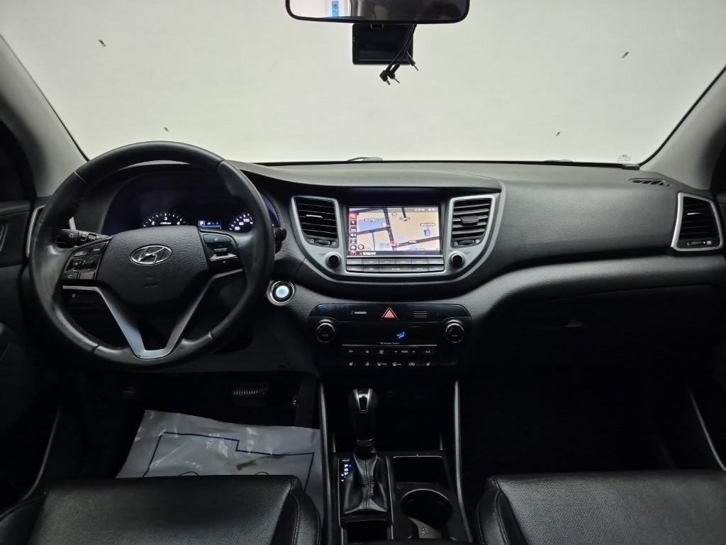 HYUNDAI Tucson - Vista 7