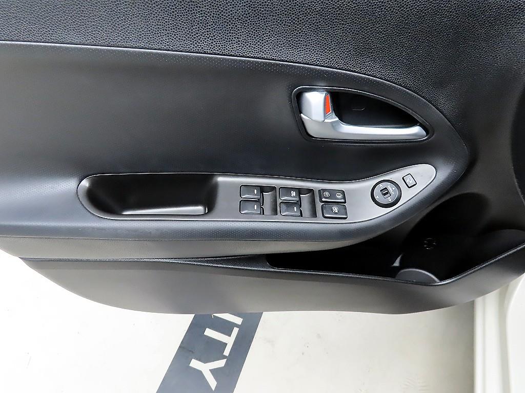 KIA Morning - Vista 11