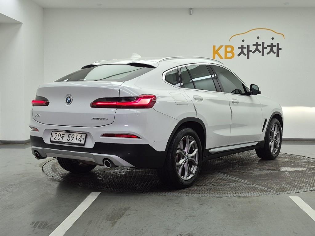 BMW X4 - Vista 4