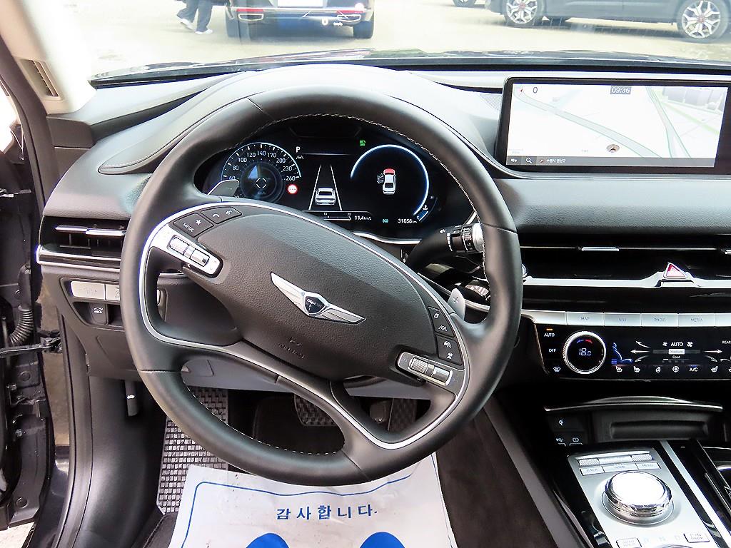 Genesis G80 - Vista 8