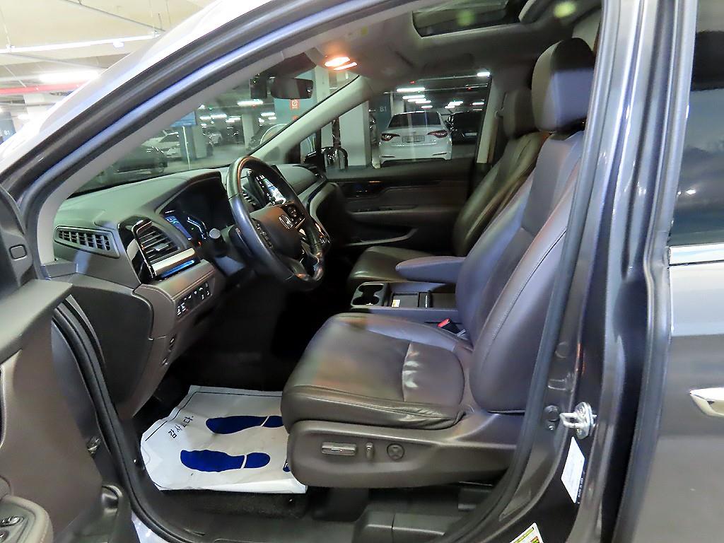 Honda Odyssey - Vista 5