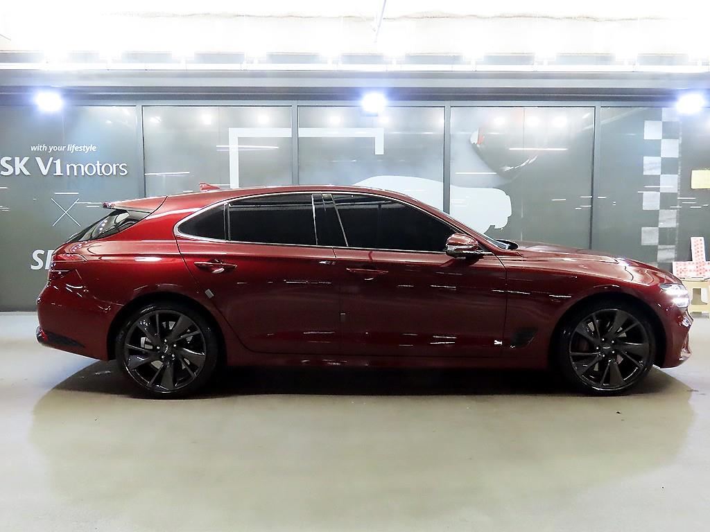 Genesis G70 - Vista 3