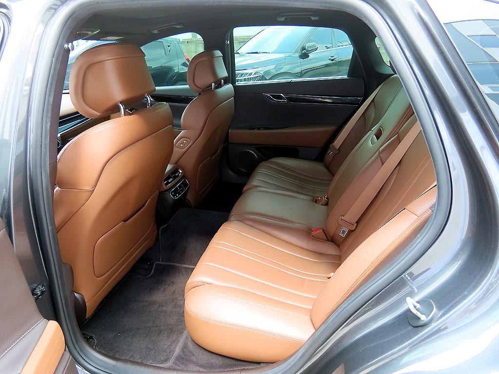 Genesis G80 - Vista 6