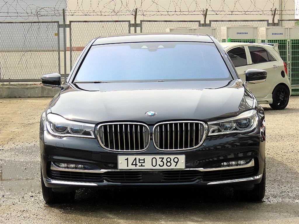 BMW 7 Series 2016 Negro - Importación desde Corea - HF Imports Iquique - Foto 1