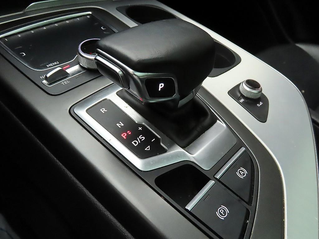 Audi Q7 - Vista 10