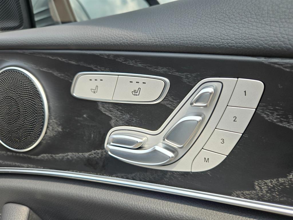 Mercedes Benz E class 2022 Plateado - Importación desde Corea - HF Imports Iquique - Foto 13