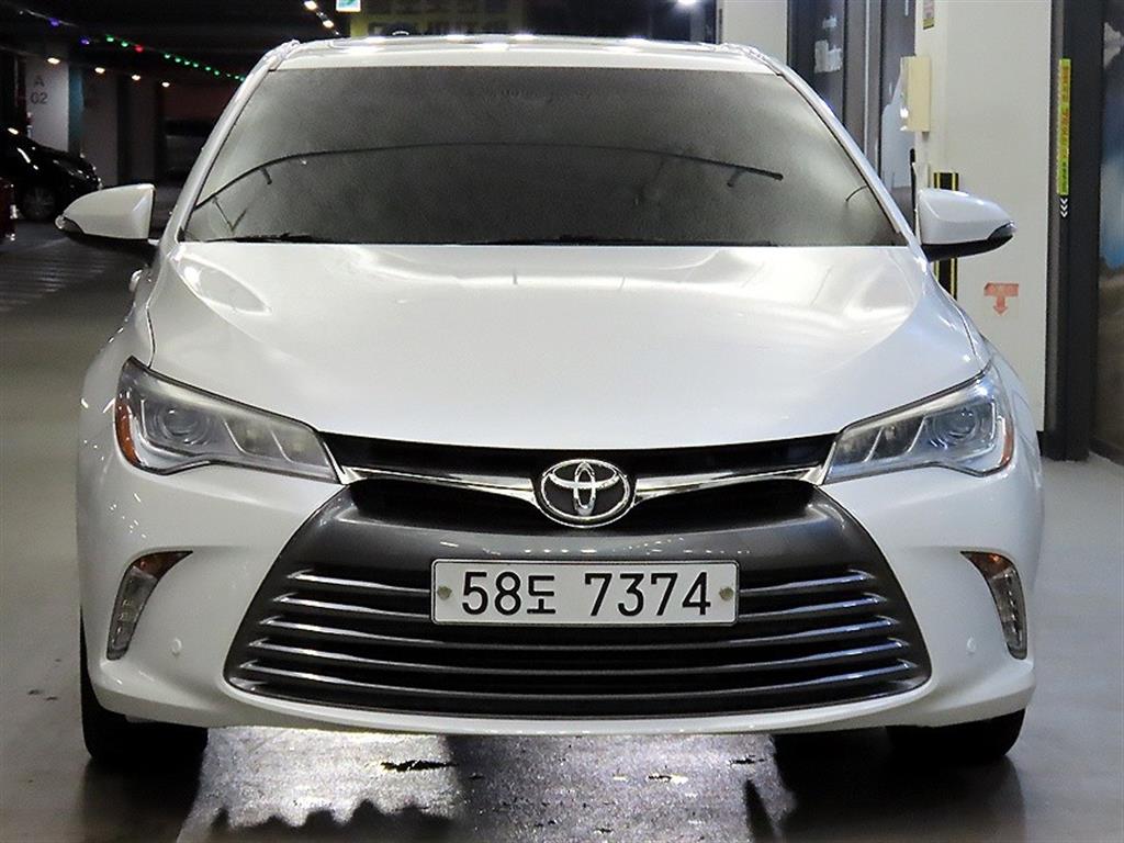 Toyota Camry - Vista 2