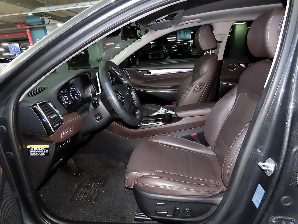 HYUNDAI Grandeur - Vista 6