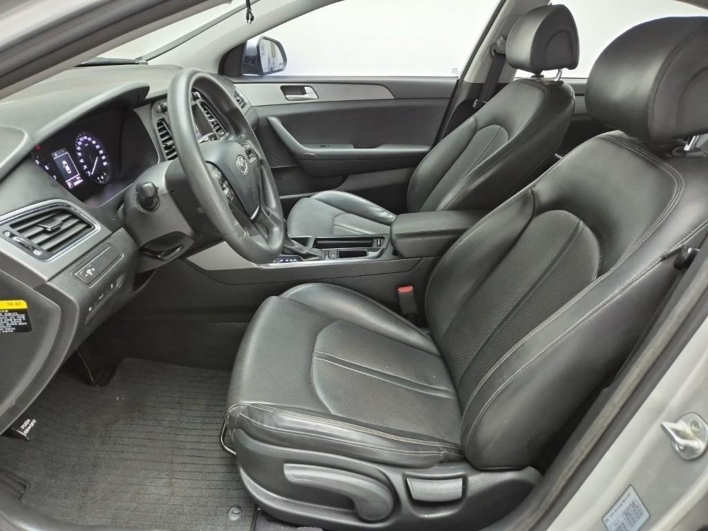 HYUNDAI Sonata - Vista 11