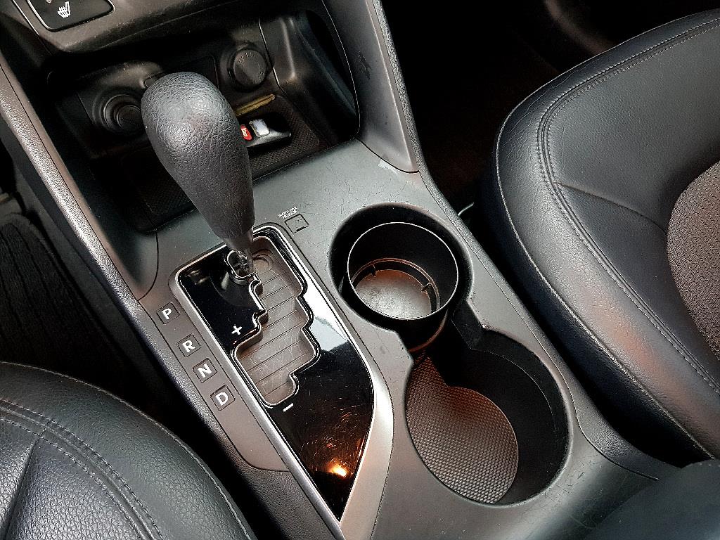HYUNDAI Tucson 2010 Plateado - Importación desde Corea - HF Imports Iquique - Foto 16