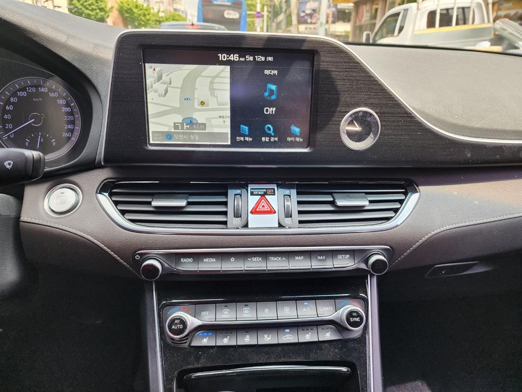 HYUNDAI Grandeur - Vista 7
