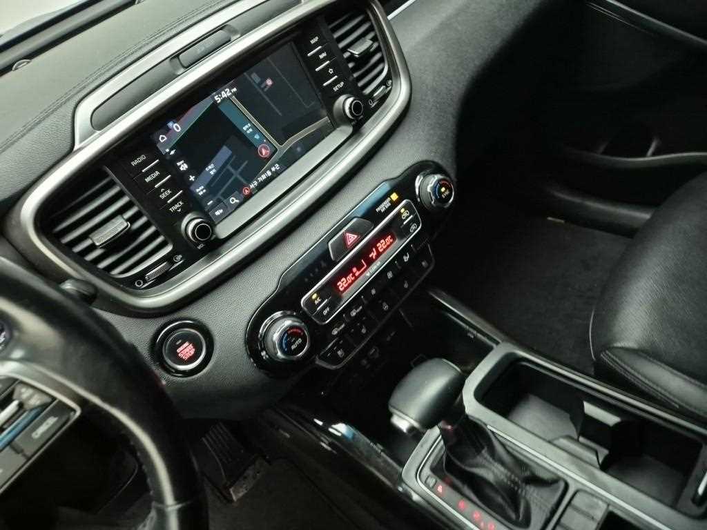 KIA Sorento - Vista 10