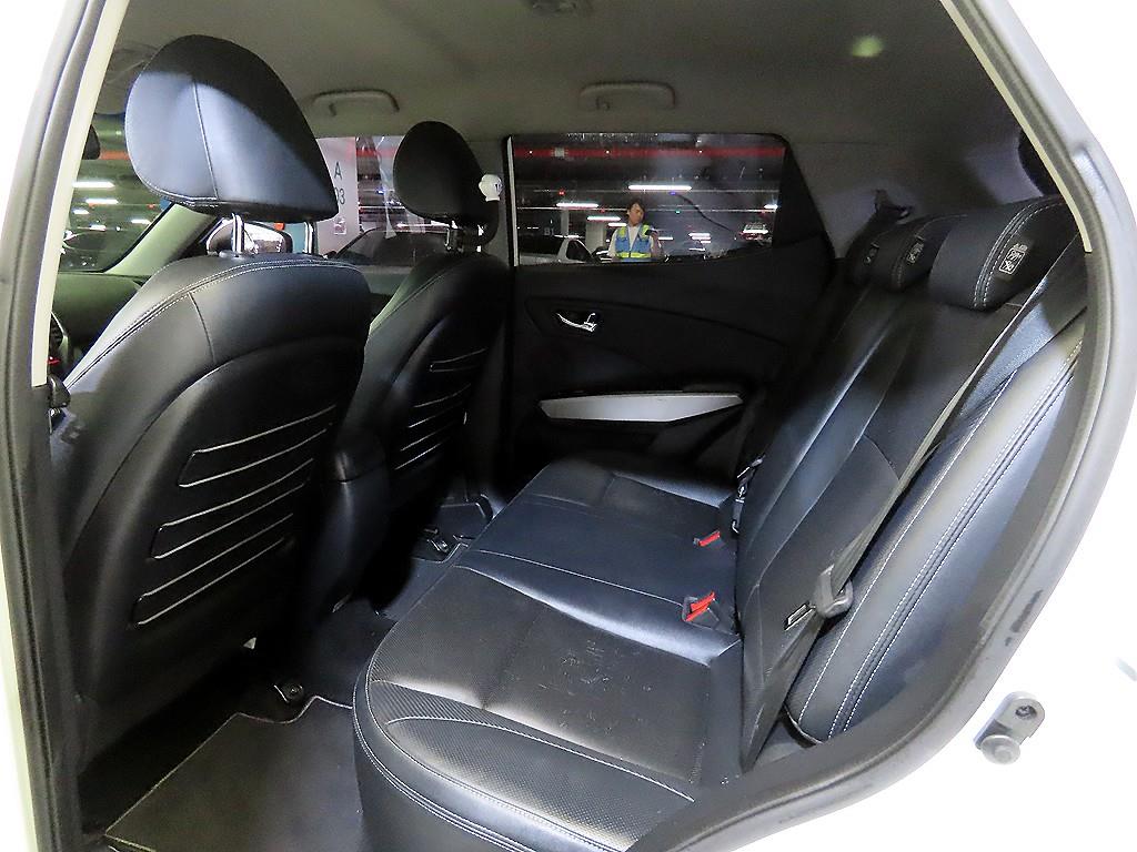 Ssangyong Tivoli - Vista 7