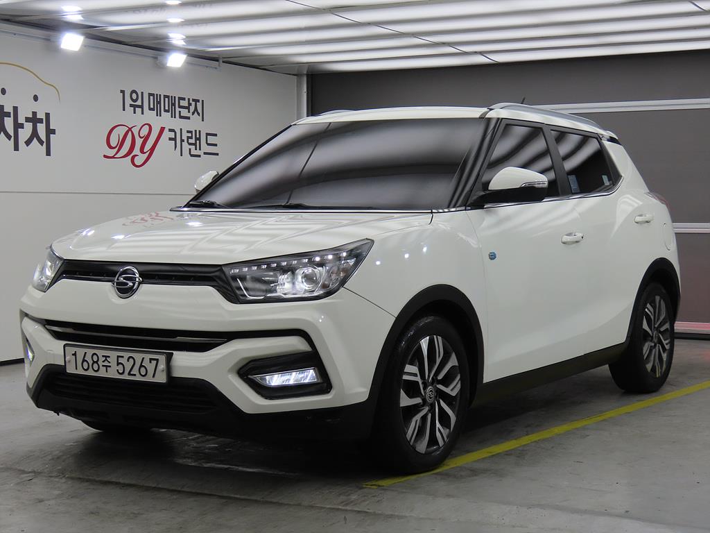 Ssangyong Tivoli 2019 Blanco - Importación desde Corea - HF Imports Iquique - Foto 1