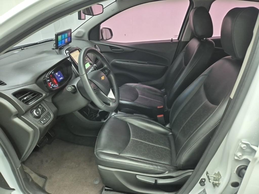 Chevrolet Spark - Vista 11