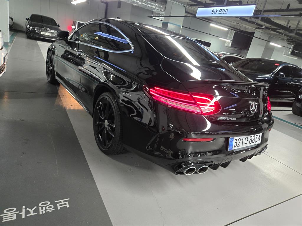 Mercedes Benz C Class - Vista 4